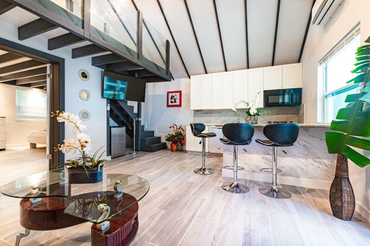 Saunders 3bd